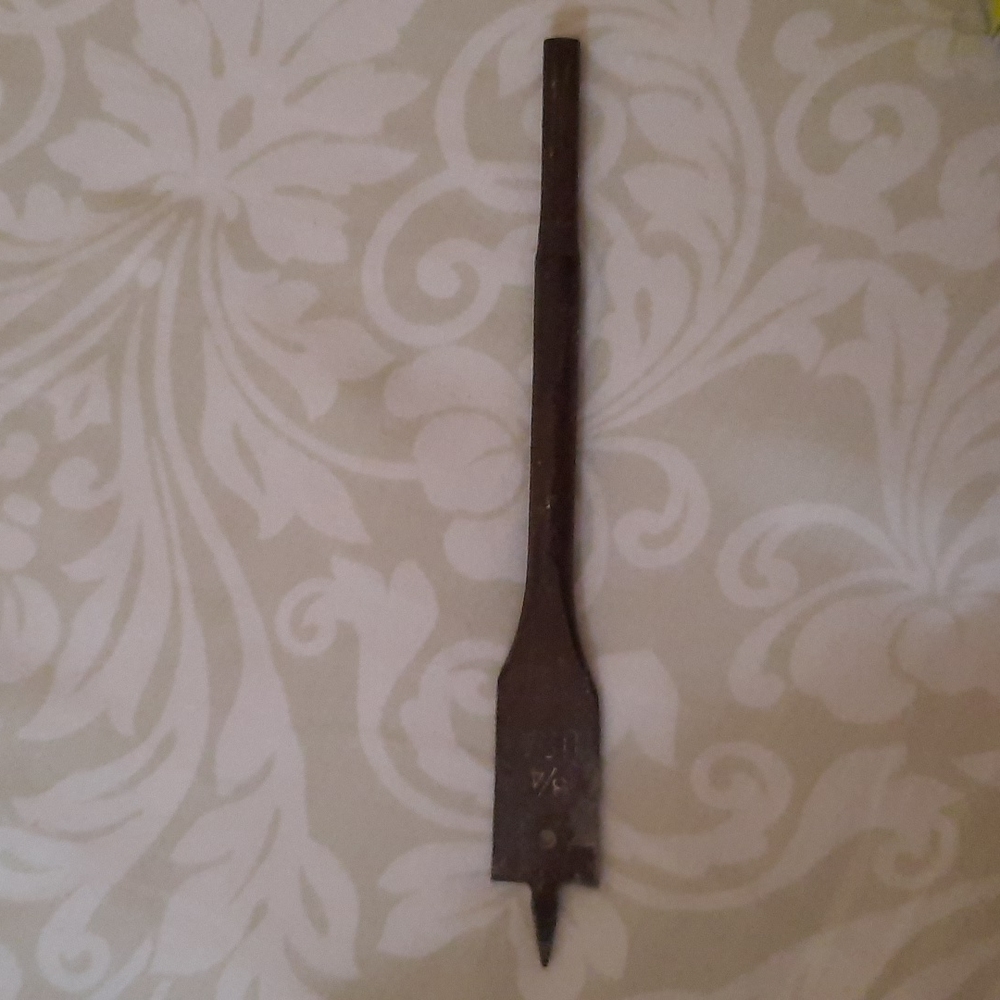 Pahlavi knitting accessories